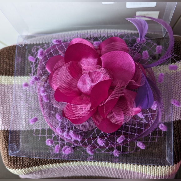 New Lilac Purple Fascinator - Picture 5 of 7